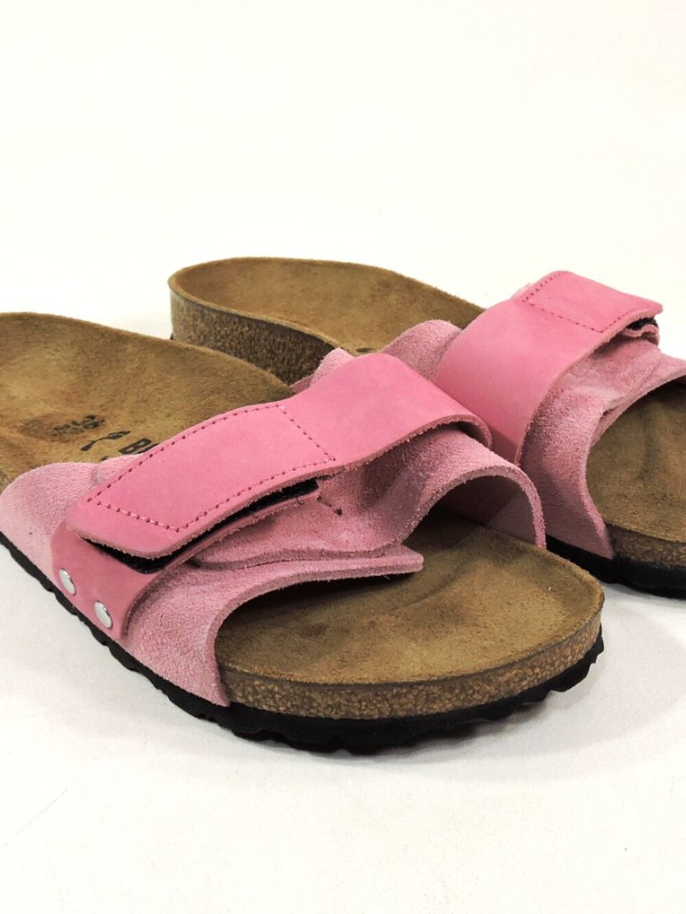 BIRKENSTOCK 🇩🇪 WOMEN'S PINK SOFT LEATHER COMFORT FLAT SUMMER SANDALS - Picture 2 of 7